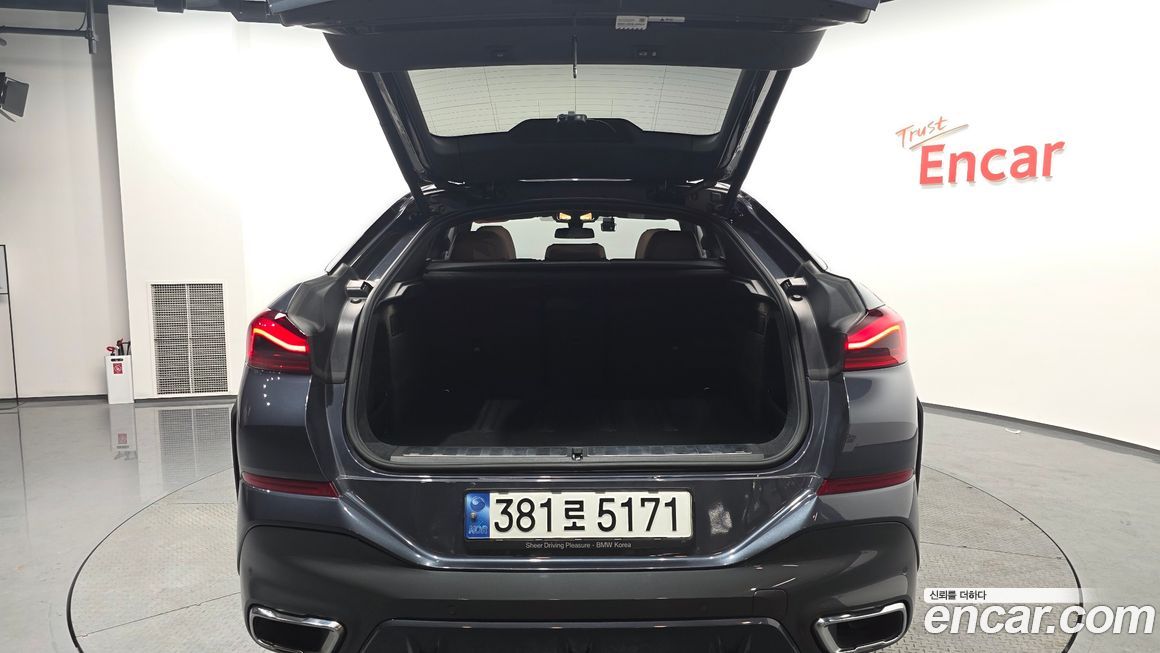 BMW X6 2022