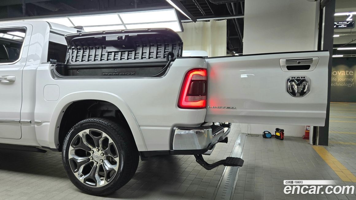 Dodge Ram Pick Up 2021