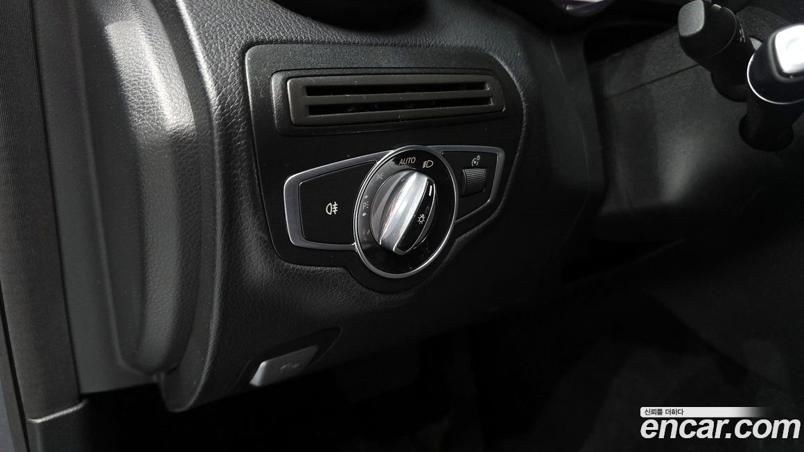 Mercedes-Benz C-Class 2016