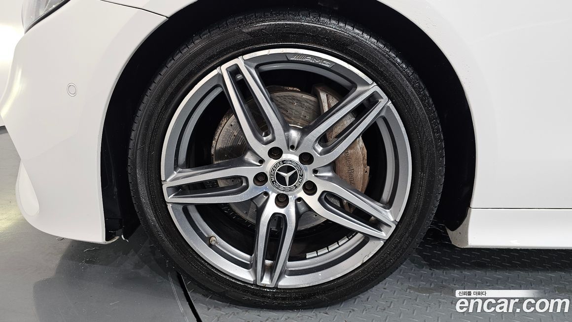 Mercedes-Benz E-Class 2020