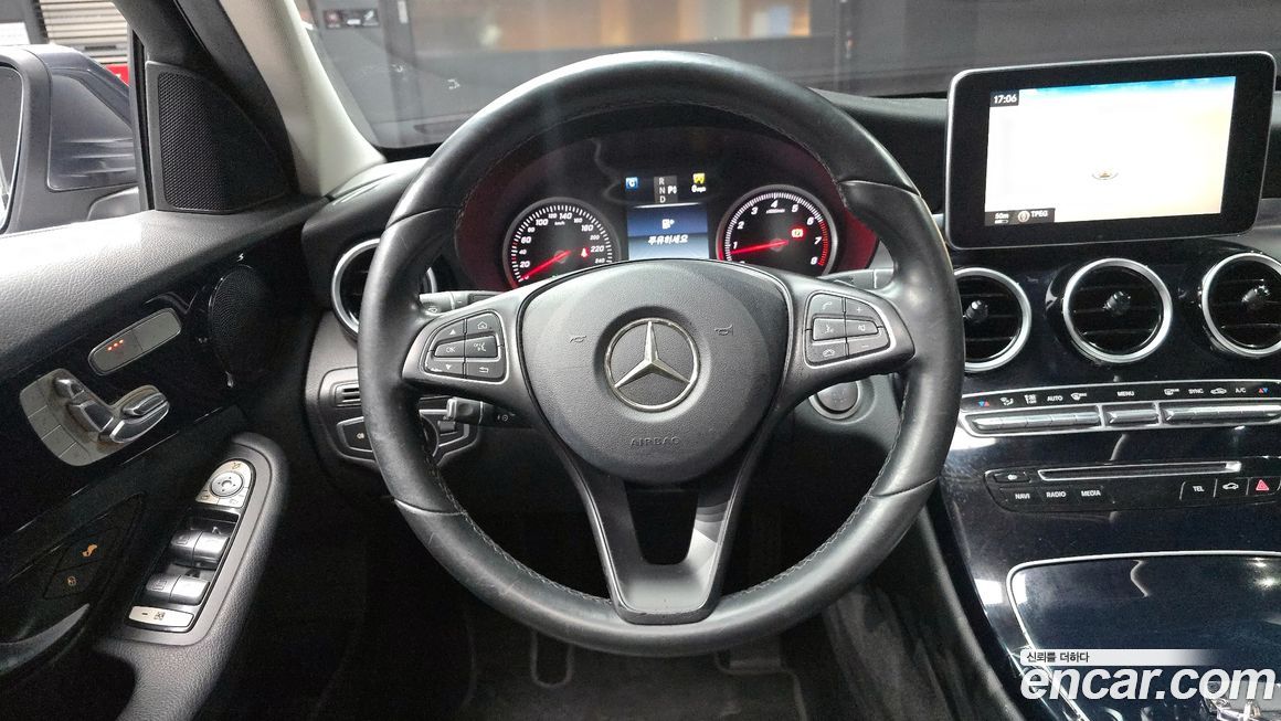 Mercedes-Benz C-Class 2016