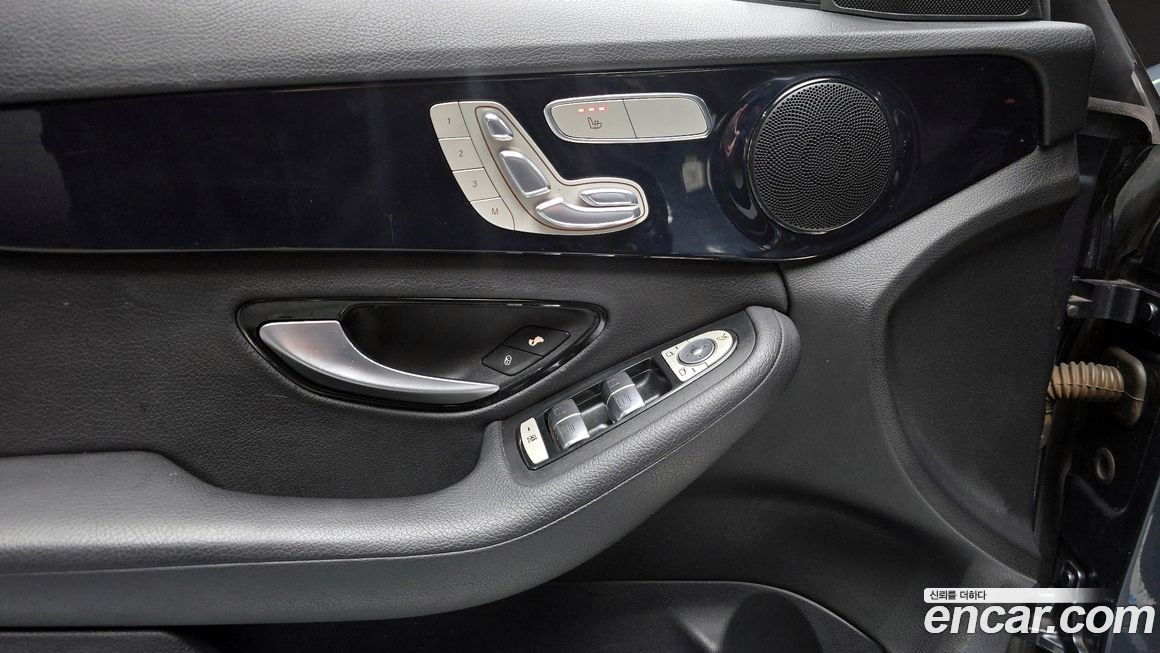 Mercedes-Benz C-Class 2016