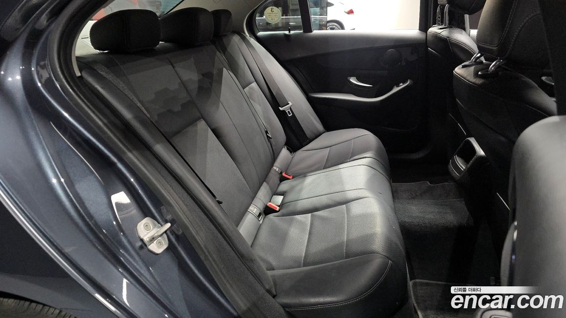 Mercedes-Benz C-Class 2016