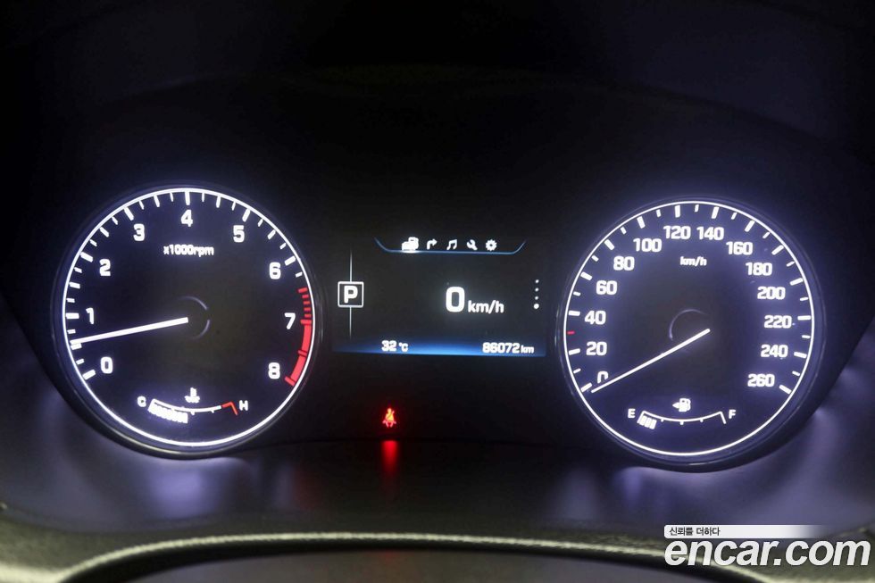 Hyundai Genesis 2015