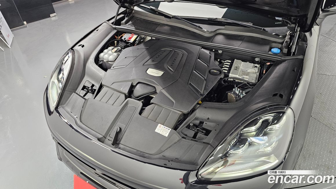 Porsche Cayenne 2020