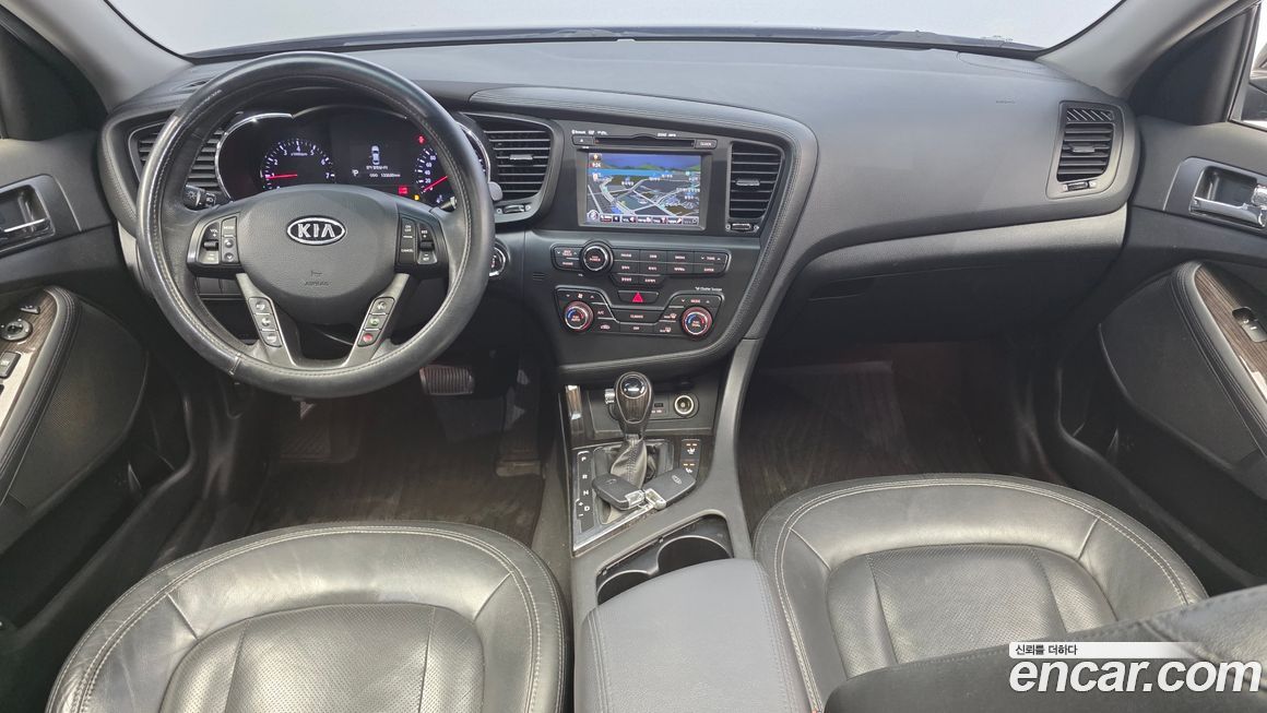 Kia K5 2011