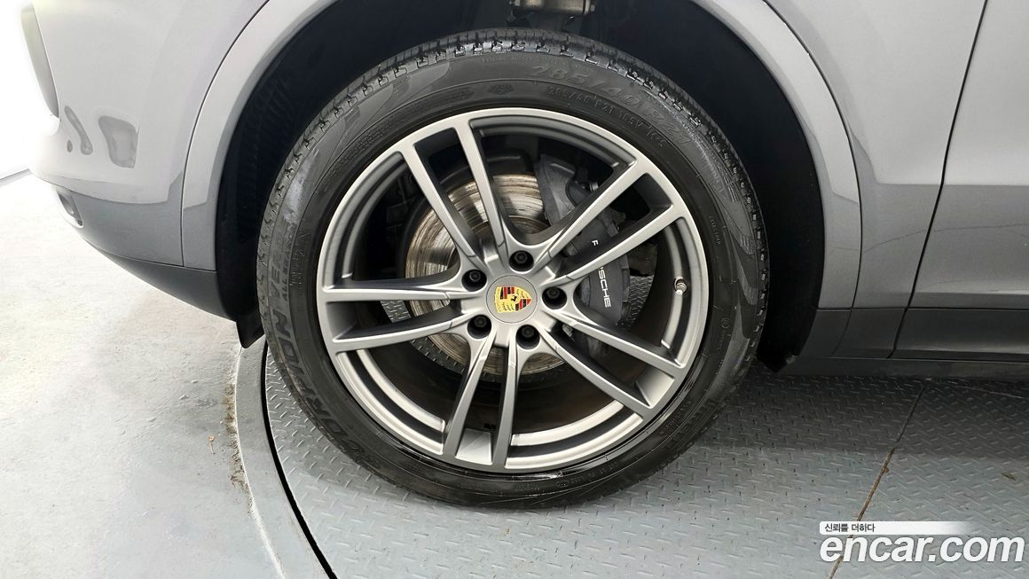 Porsche Cayenne 2020