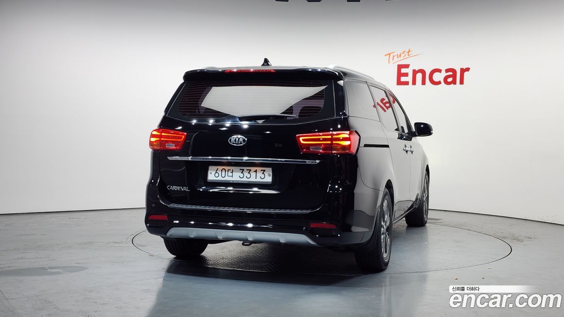Kia Canival 2019