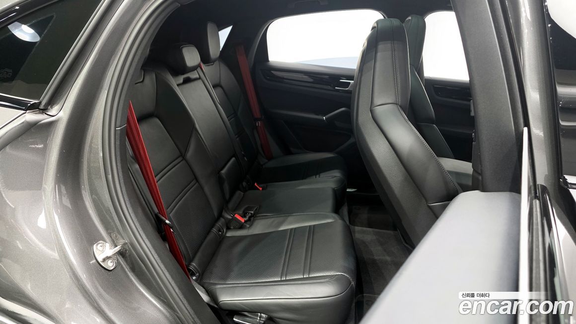 Porsche Cayenne 2020