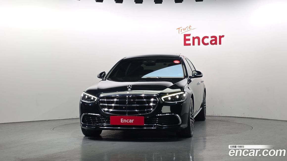 Mercedes-Benz S-Class 2021