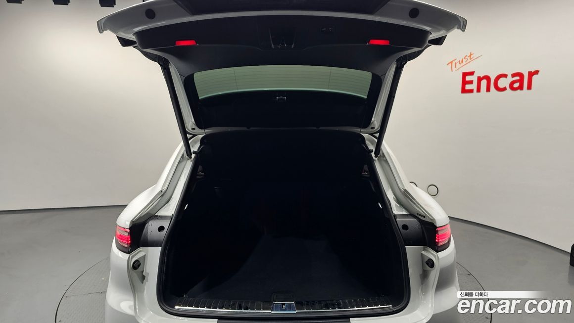 Porsche Cayenne 2021