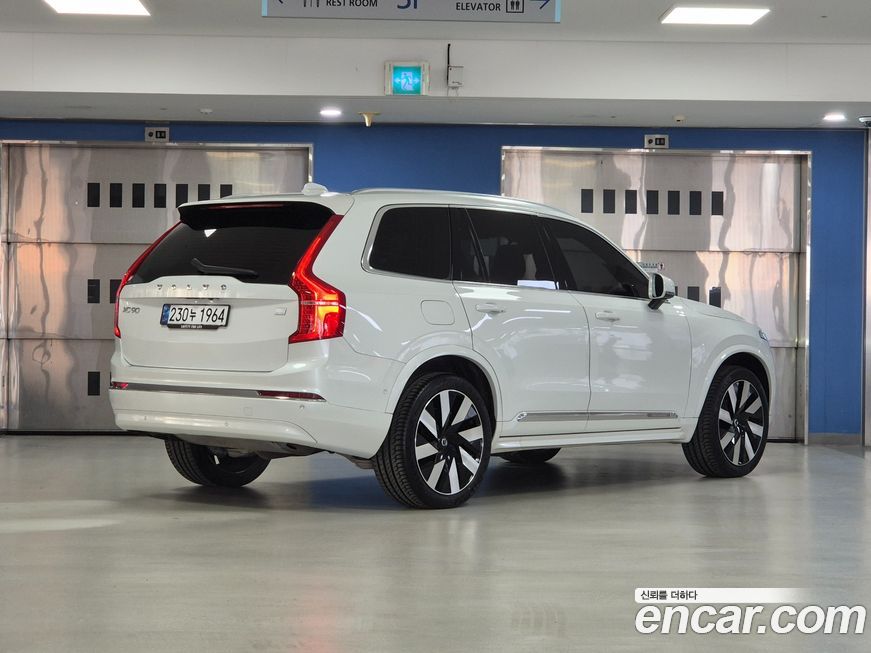 Volvo XC90 2024