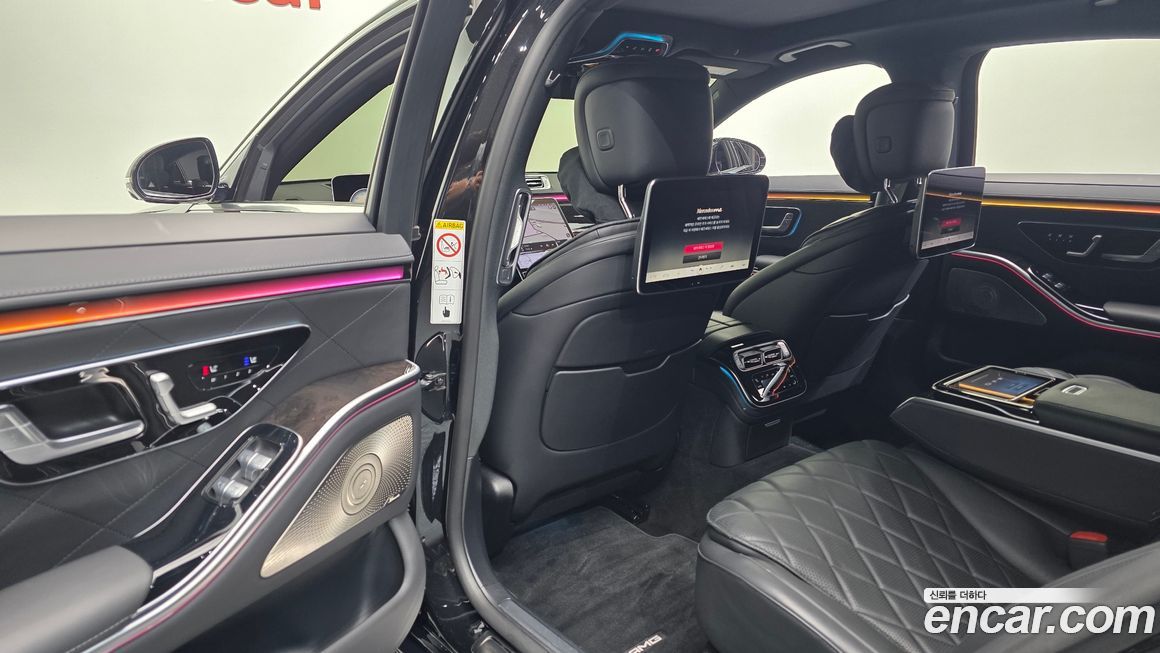 Mercedes-Benz S-Class 2021