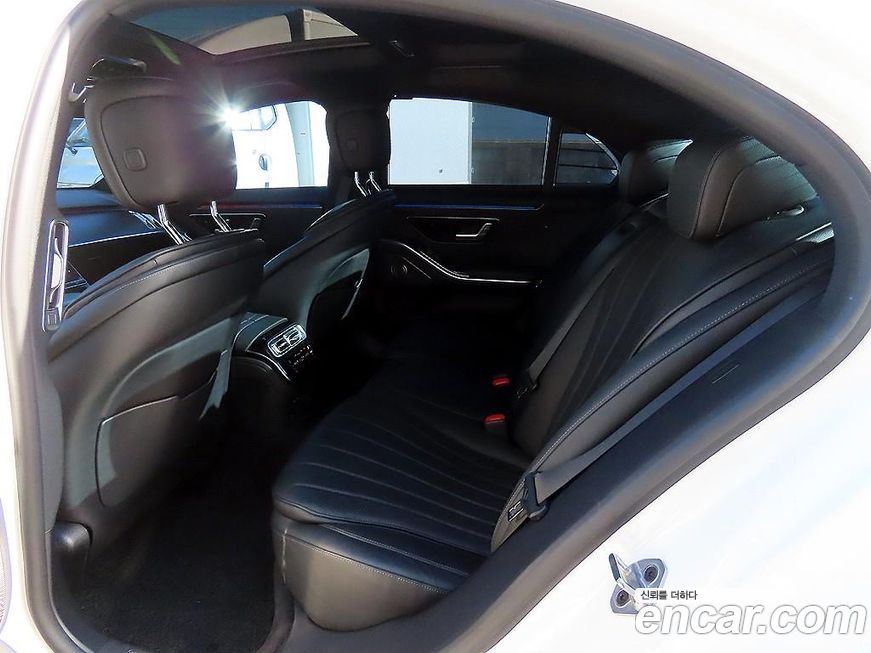 Mercedes-Benz S-Class 2022