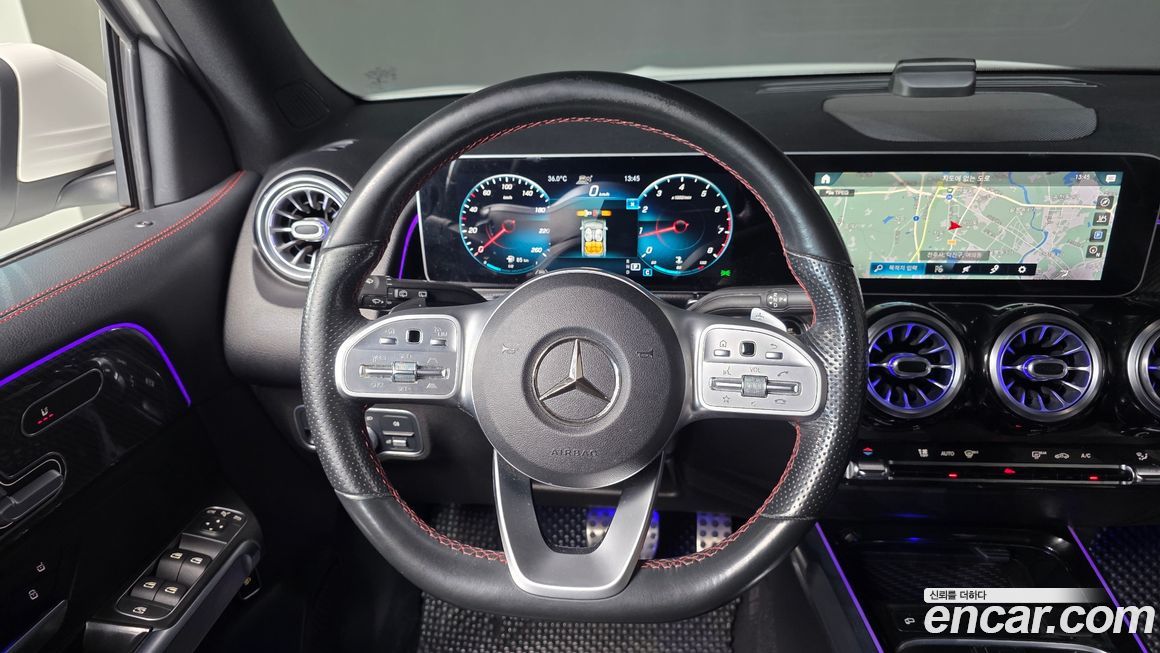 Mercedes-Benz GLB-Class 2020