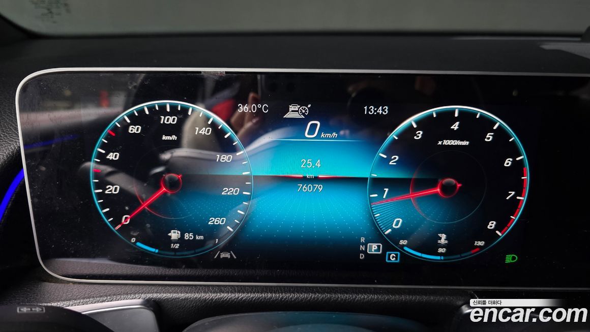 Mercedes-Benz GLB-Class 2020