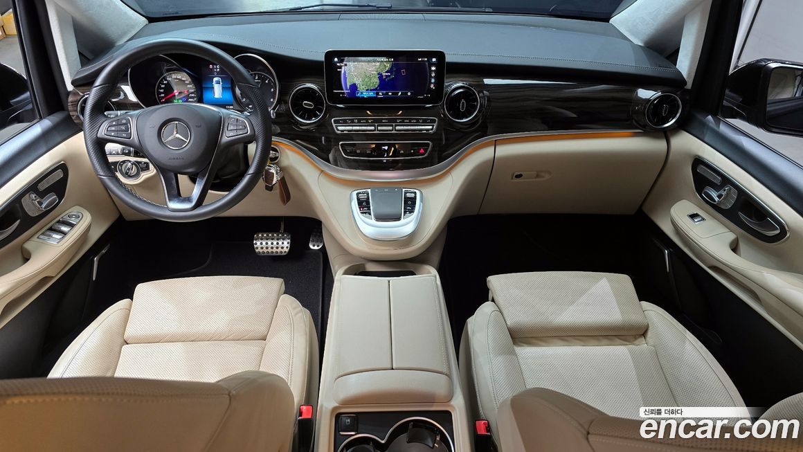 Mercedes-Benz V-Class 2023