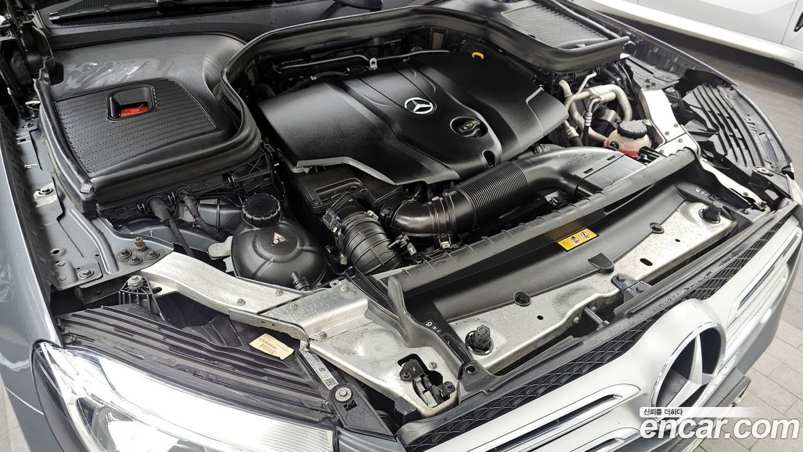 Mercedes-Benz GLC-Class 2018