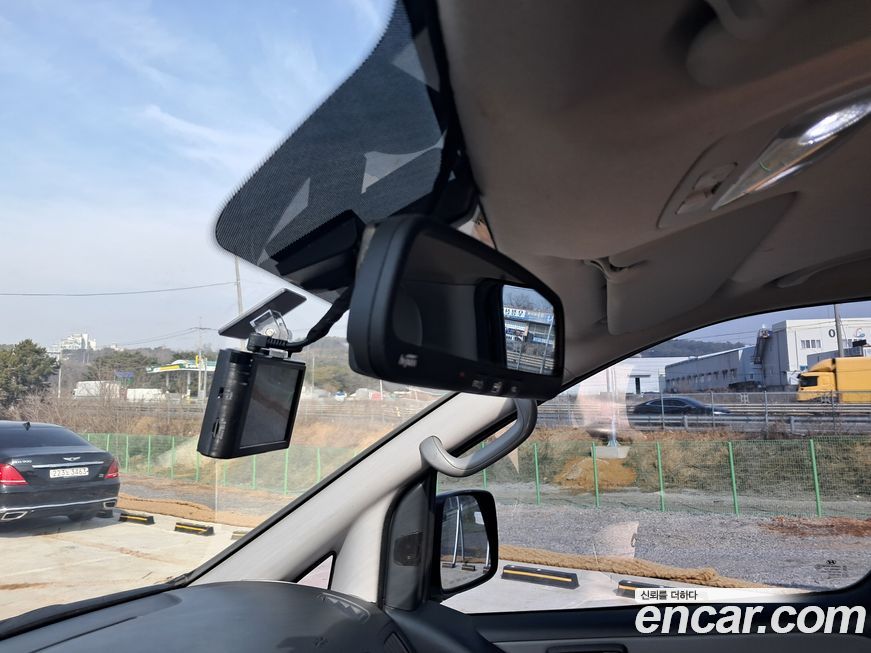 Hyundai Starex 2018