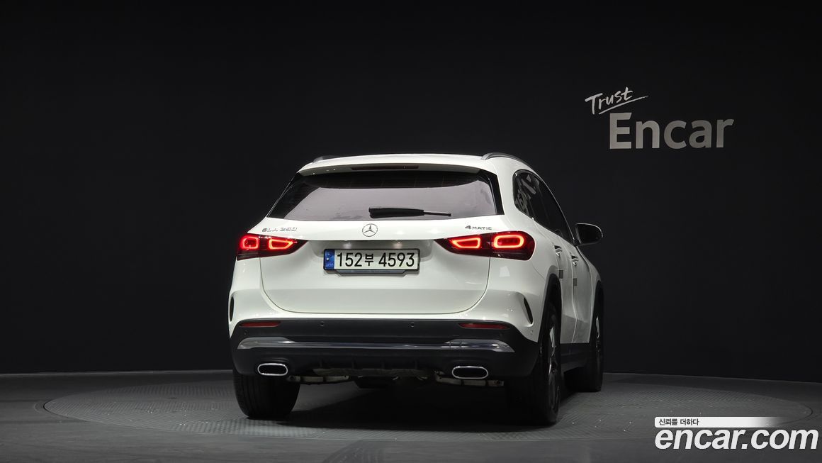 Mercedes-Benz GLA-Class 2021