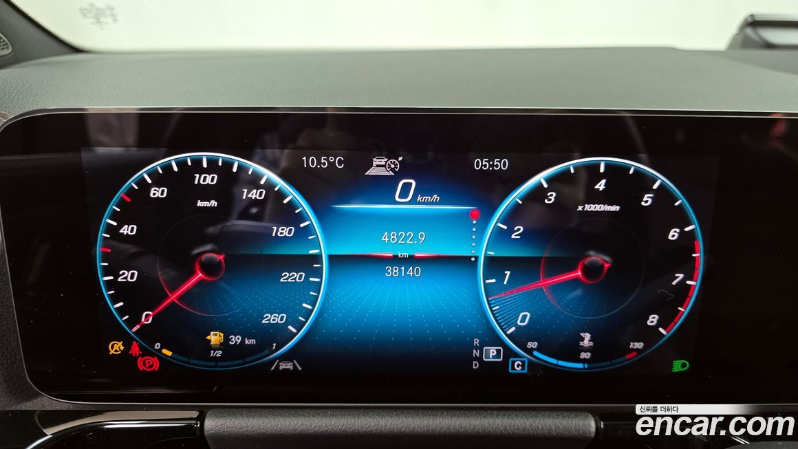 Mercedes-Benz GLA-Class 2021