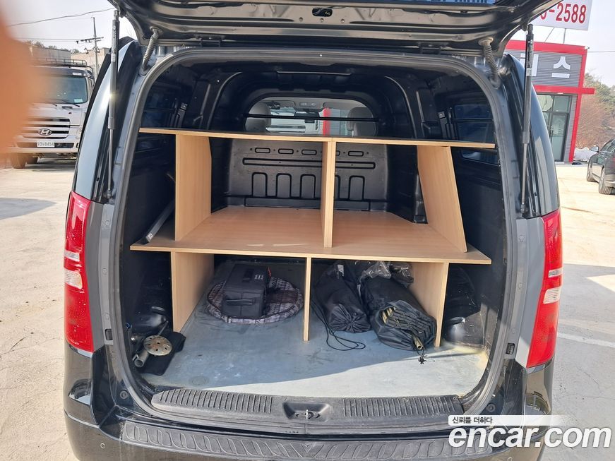 Hyundai Starex 2018