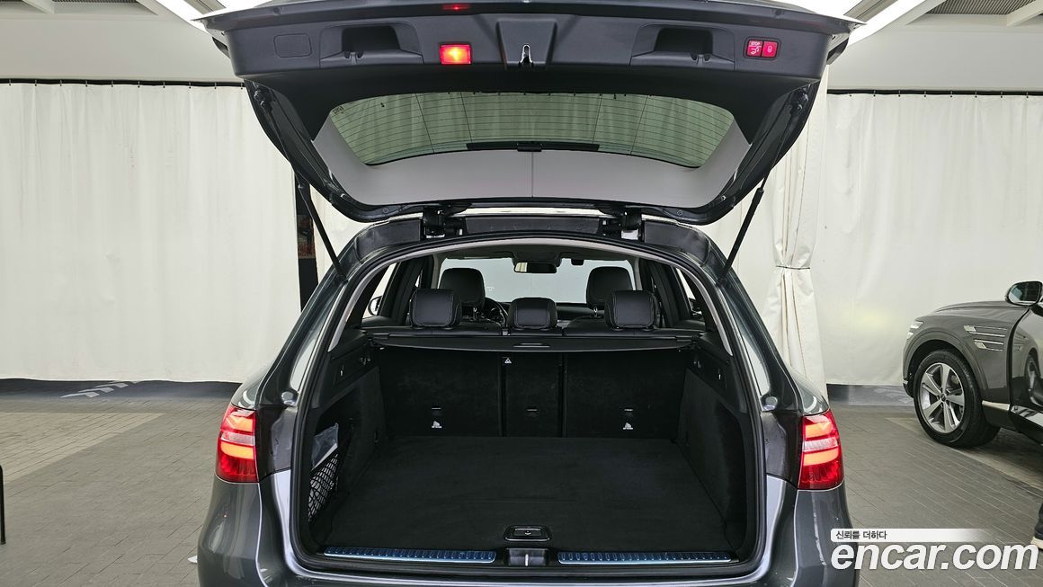 Mercedes-Benz GLC-Class 2018