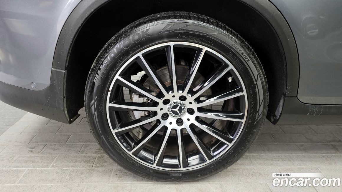 Mercedes-Benz GLC-Class 2018