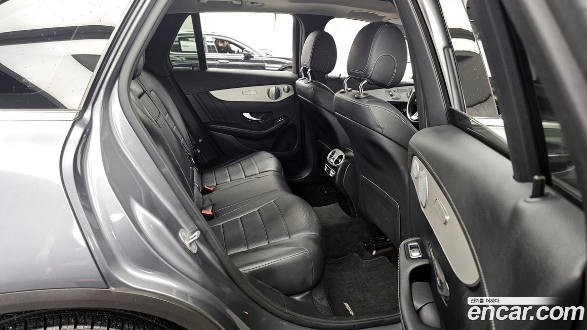 Mercedes-Benz GLC-Class 2018