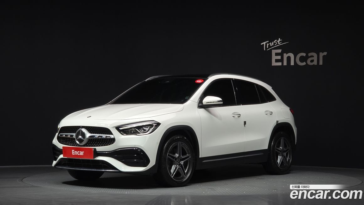 Mercedes-Benz GLA-Class 2021