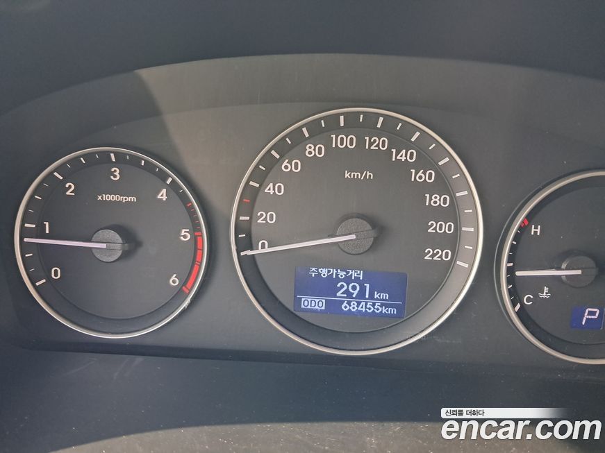 Hyundai Starex 2018