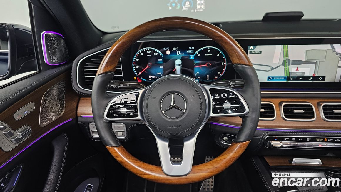 Mercedes-Benz GLS-Class 2021