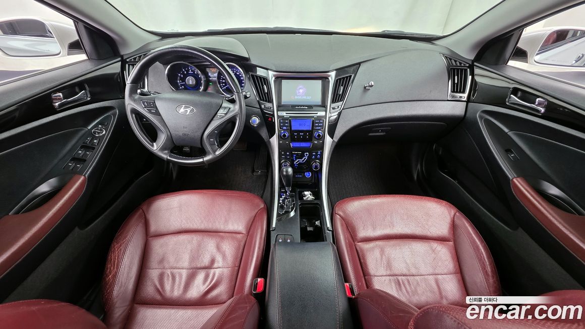 Hyundai Sonata 2011