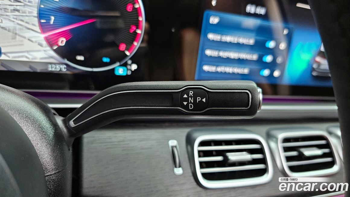 Mercedes-Benz GLE-Class 2025