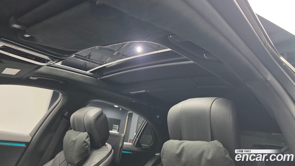 Mercedes-Benz S-Class 2021