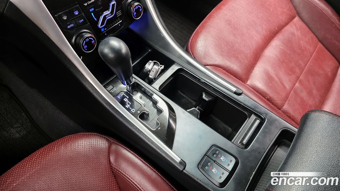 Hyundai Sonata 2011