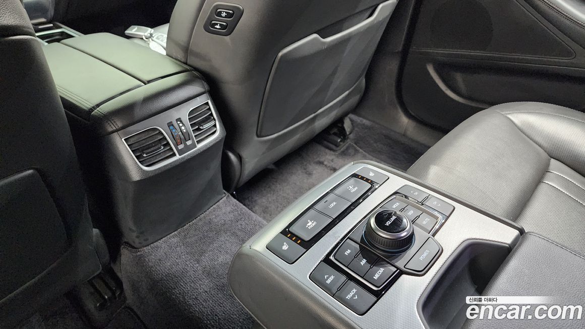 Genesis G80 2018