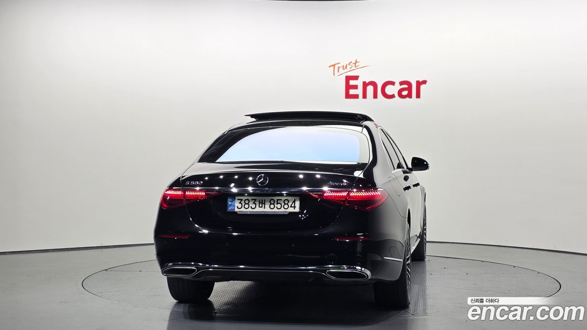 Mercedes-Benz S-Class 2021