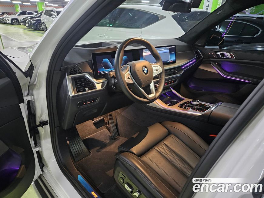 BMW X7 2025