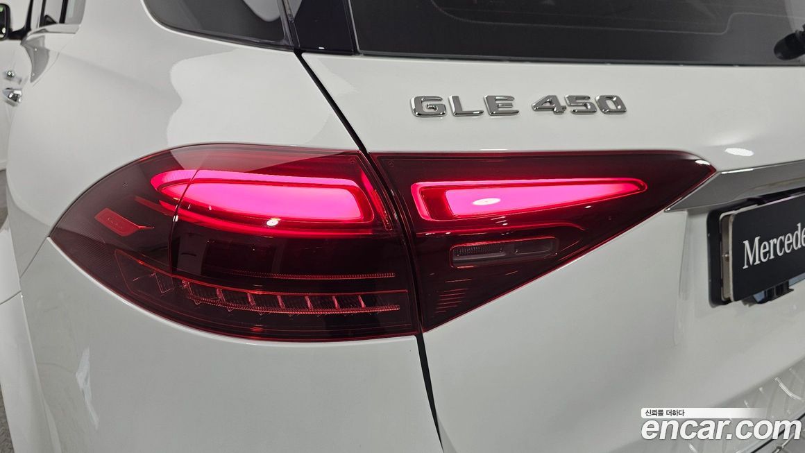 Mercedes-Benz GLE-Class 2025