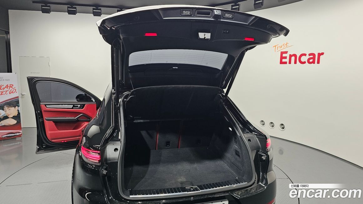 Porsche Cayenne 2023