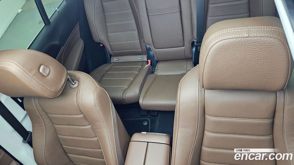 Mercedes-Benz GLE-Class 2025