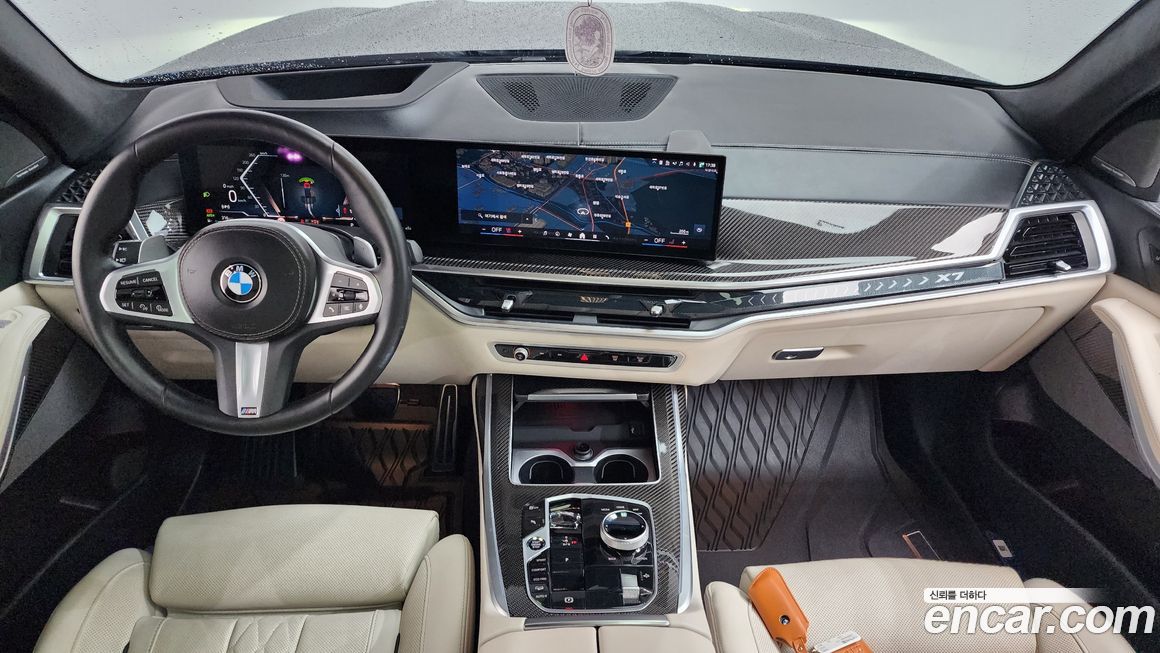 BMW X7 2025