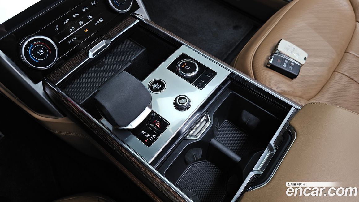 Land Rover Range Rover 2023