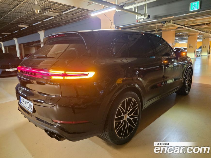 Porsche Cayenne 2024