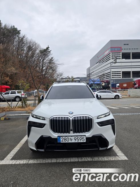 BMW X7 2025