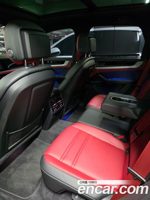 Porsche Cayenne 2024