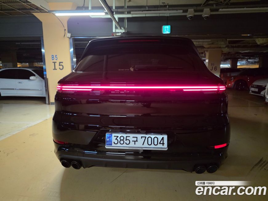 Porsche Cayenne 2024