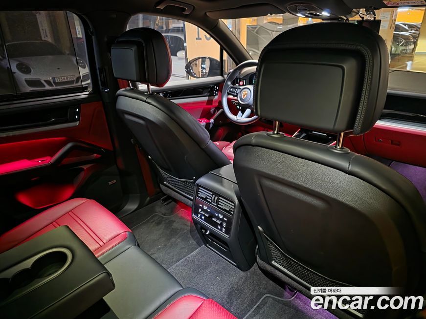 Porsche Cayenne 2024