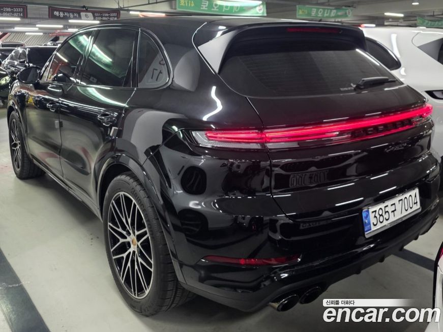 Porsche Cayenne 2024